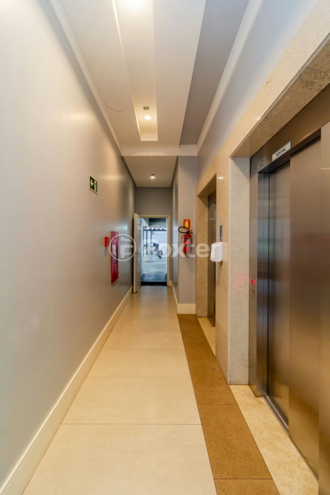 Apartamento à venda com 2 quartos, 86m² - Foto 40