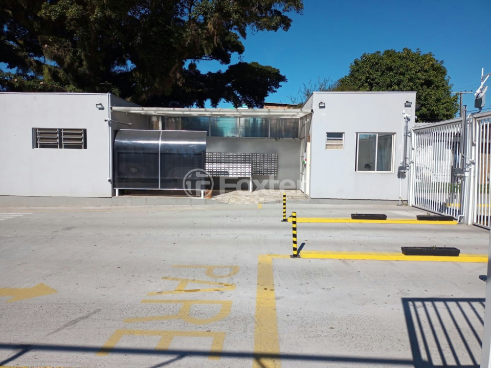 Apartamento à venda com 2 quartos, 39m² - Foto 8