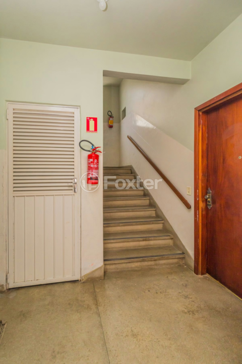 Apartamento à venda com 2 quartos, 59m² - Foto 17