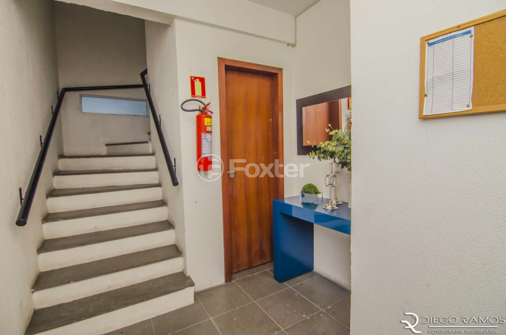 Apartamento à venda com 1 quarto, 60m² - Foto 47