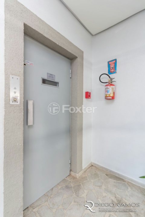 Apartamento à venda com 2 quartos, 74m² - Foto 23