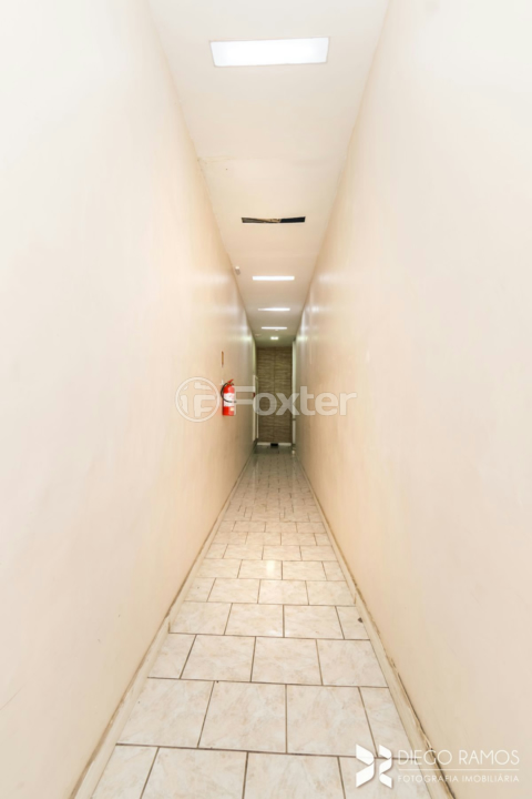 Apartamento à venda com 1 quarto, 45m² - Foto 25