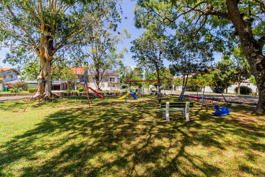 Casa de Condomínio à venda com 4 quartos, 300m² - Foto 65