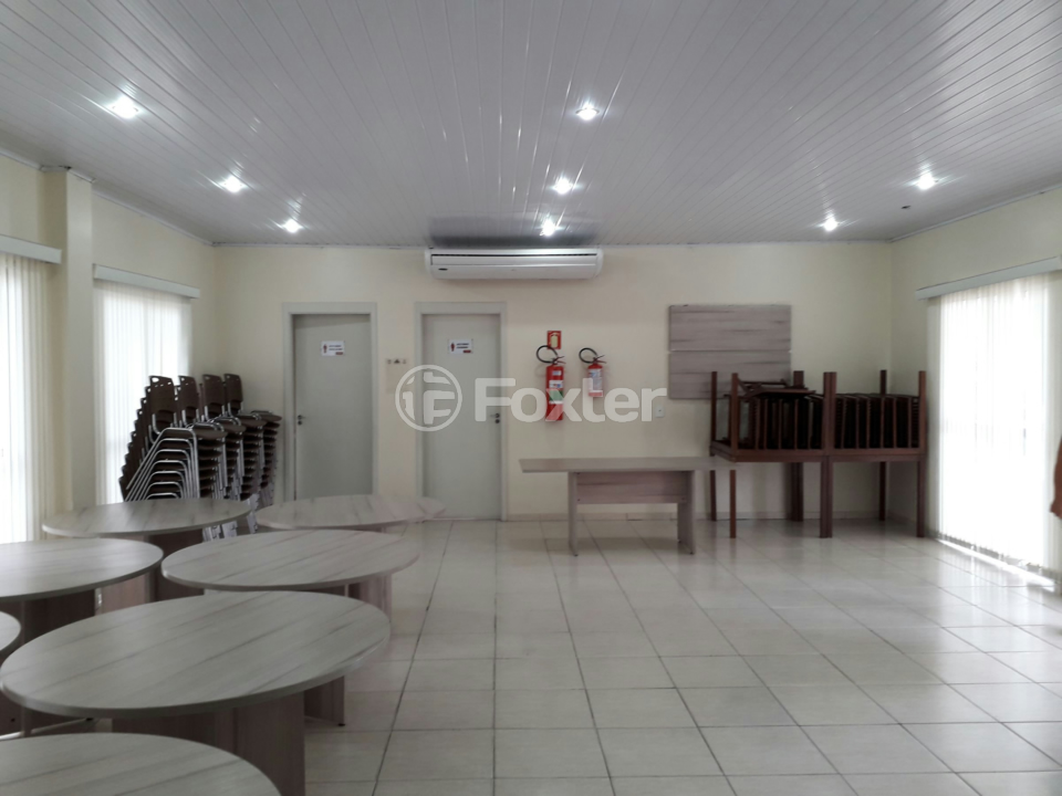 Apartamento à venda com 2 quartos, 42m² - Foto 27