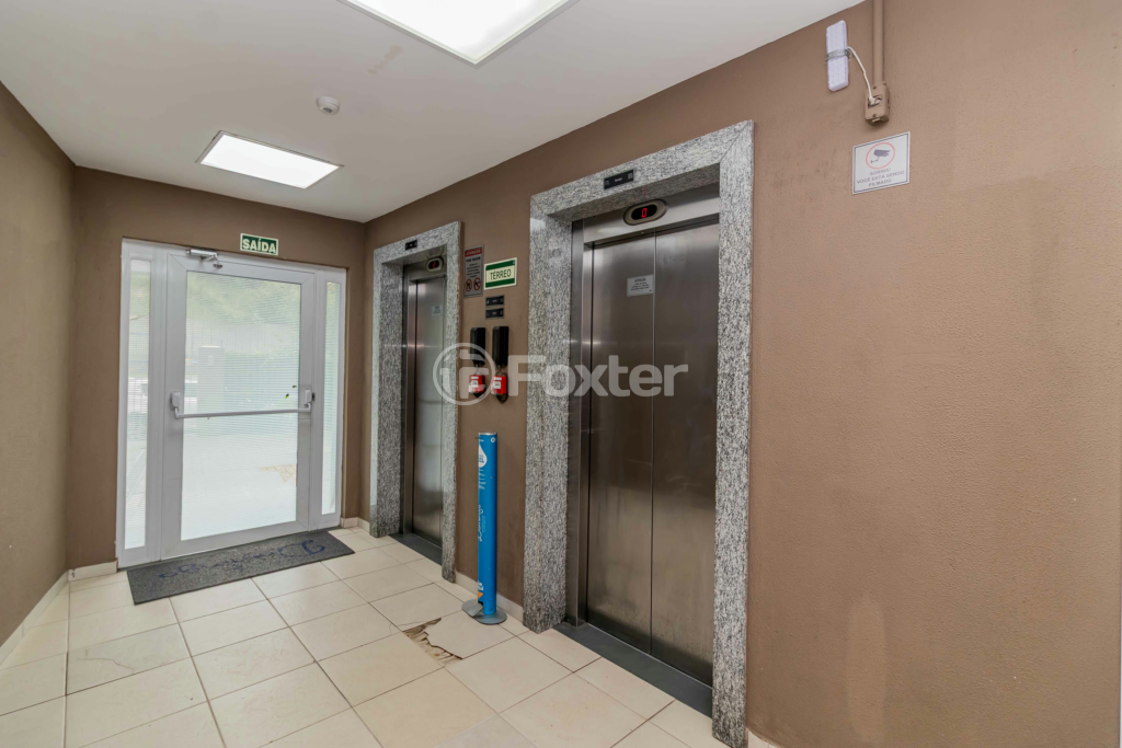 Apartamento à venda com 2 quartos, 55m² - Foto 32