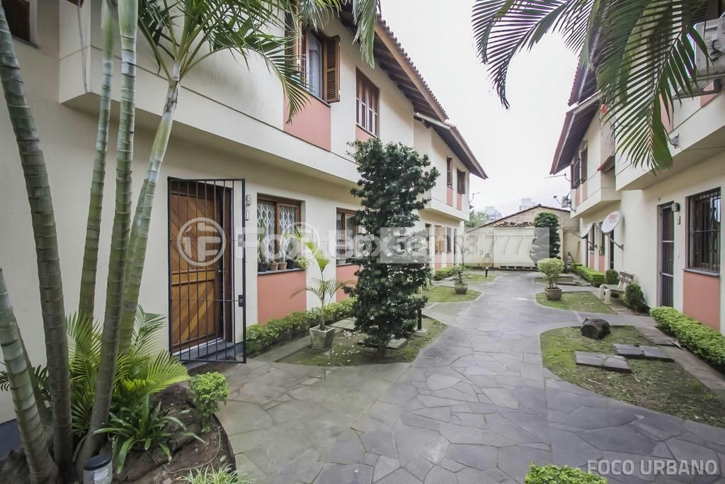 Casa de Condomínio à venda com 2 quartos, 68m² - Foto 35