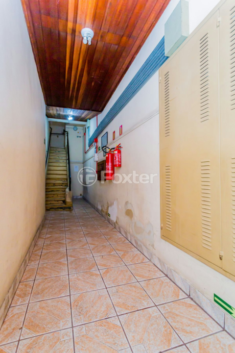 Apartamento à venda com 1 quarto, 32m² - Foto 21