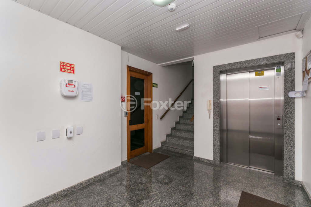 Apartamento à venda com 3 quartos, 131m² - Foto 30