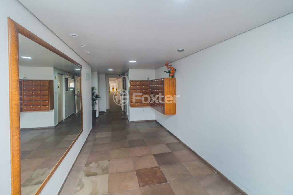 Apartamento à venda com 1 quarto, 42m² - Foto 23