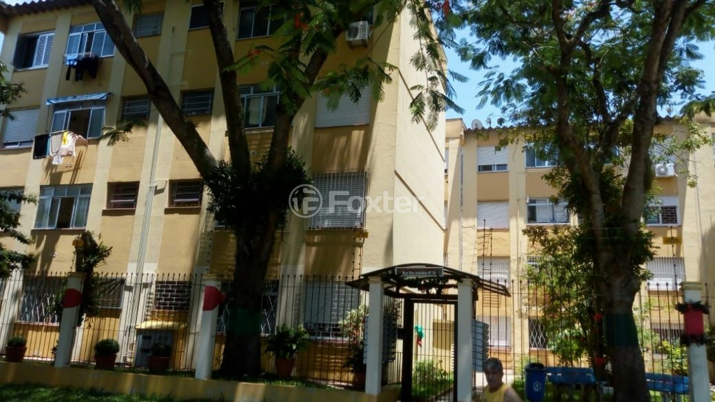 Apartamento à venda com 2 quartos, 55m² - Foto 12