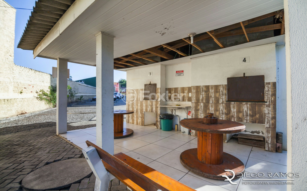 Apartamento à venda com 2 quartos, 38m² - Foto 11