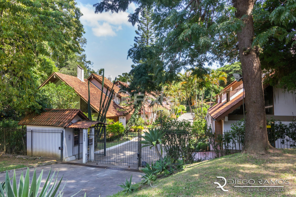 Casa de Condomínio à venda com 3 quartos, 231m² - Foto 37