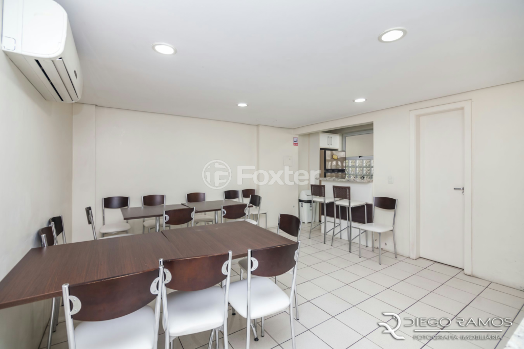 Apartamento à venda com 2 quartos, 75m² - Foto 46