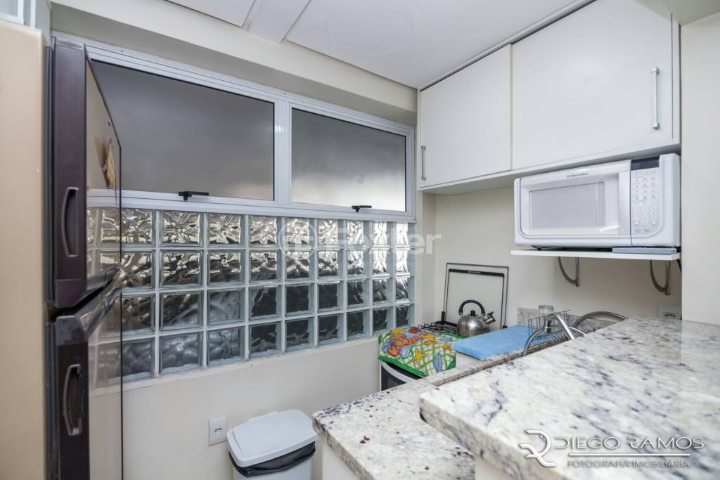 Apartamento à venda com 2 quartos, 75m² - Foto 48