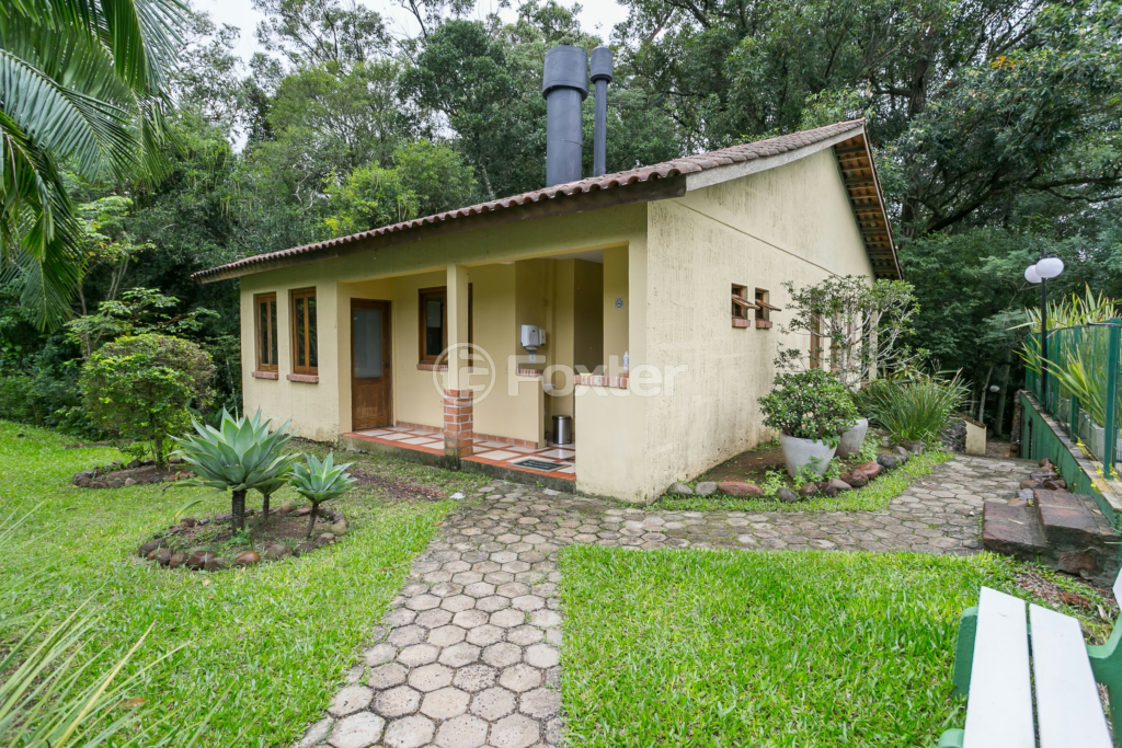 Casa de Condomínio à venda com 3 quartos, 385m² - Foto 30