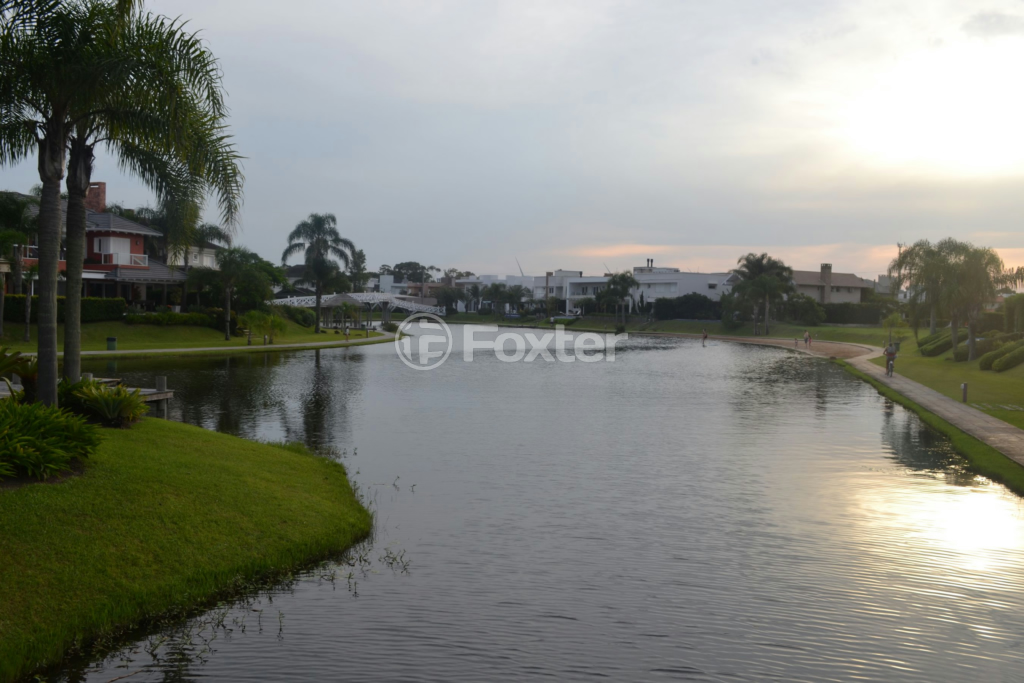 Casa de Condomínio à venda com 5 quartos, 390m² - Foto 54