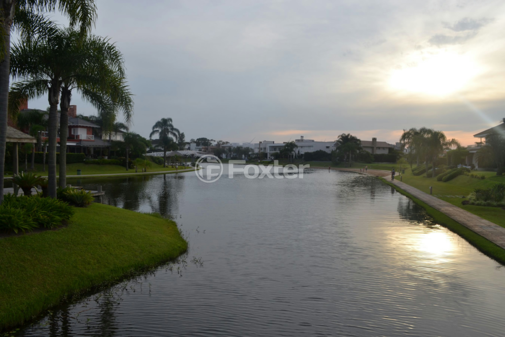 Casa de Condomínio à venda com 5 quartos, 390m² - Foto 55