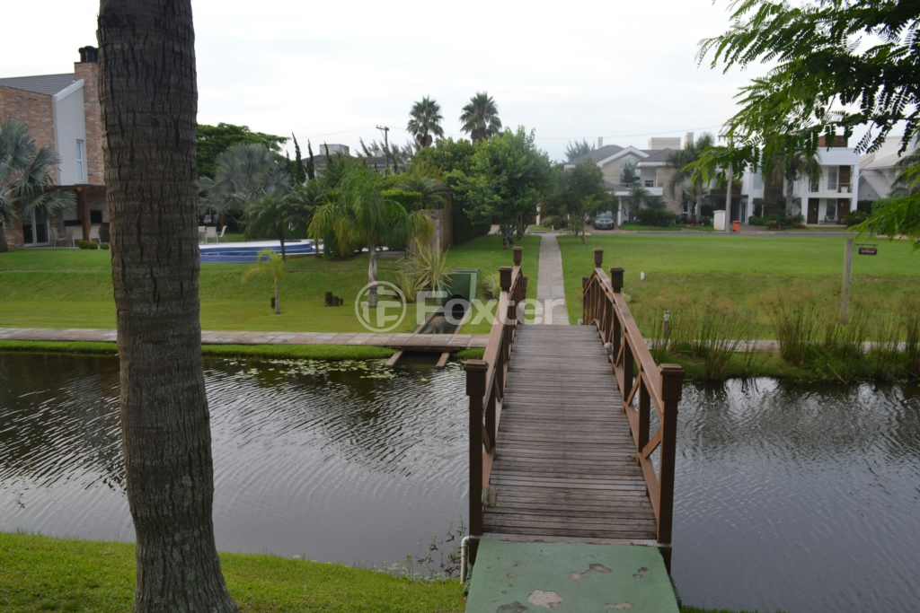 Casa de Condomínio à venda com 5 quartos, 390m² - Foto 63