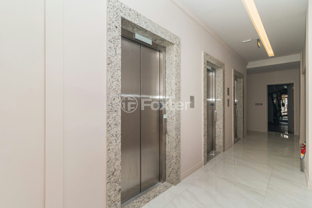 Apartamento à venda com 2 quartos, 67m² - Foto 22