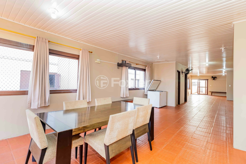 Apartamento à venda com 2 quartos, 70m² - Foto 28