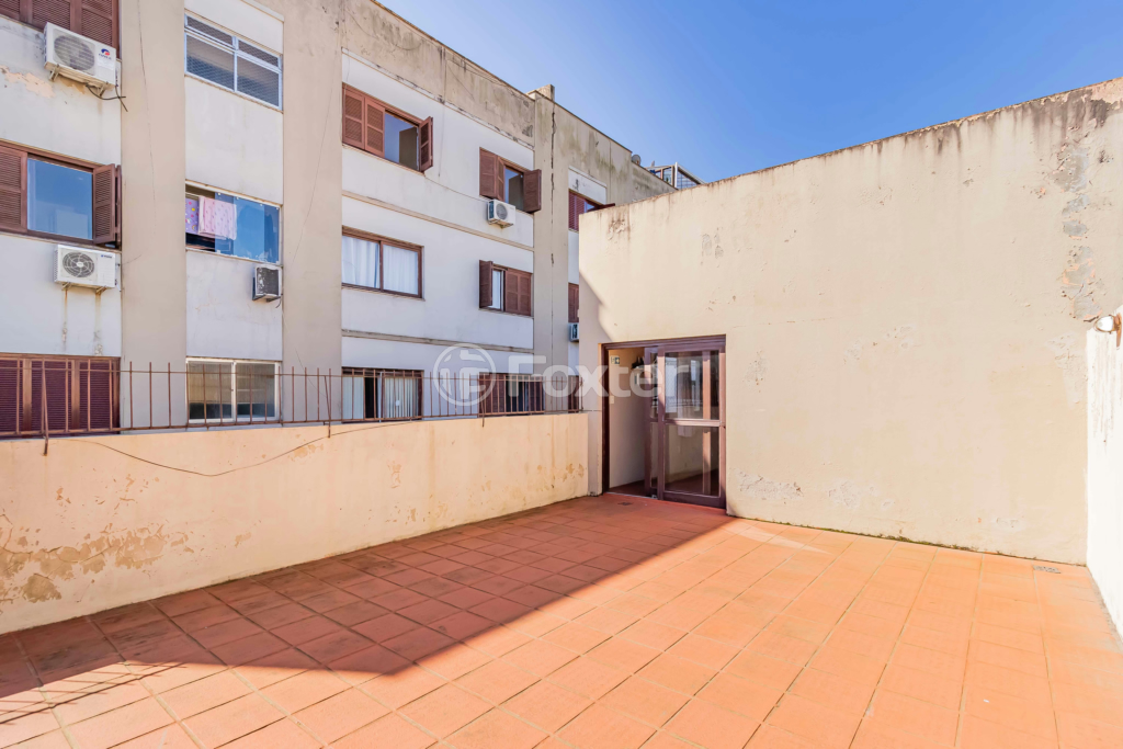 Apartamento à venda com 2 quartos, 70m² - Foto 31