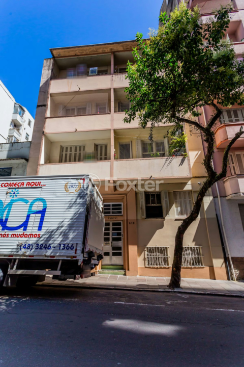 Apartamento à venda com 2 quartos, 62m² - Foto 22