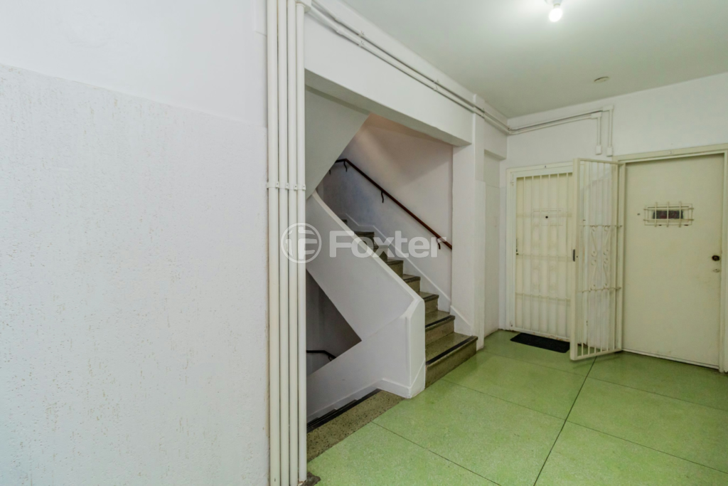 Apartamento à venda com 2 quartos, 62m² - Foto 25