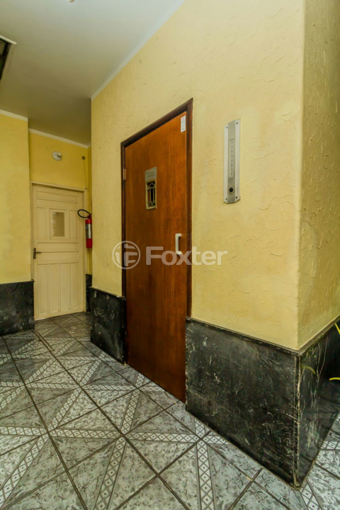 Apartamento à venda com 2 quartos, 83m² - Foto 28