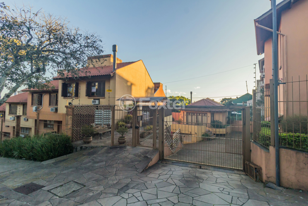 Casa de Condomínio à venda com 3 quartos, 150m² - Foto 43