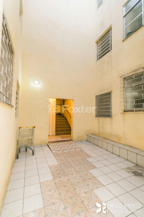 Apartamento à venda com 2 quartos, 60m² - Foto 29