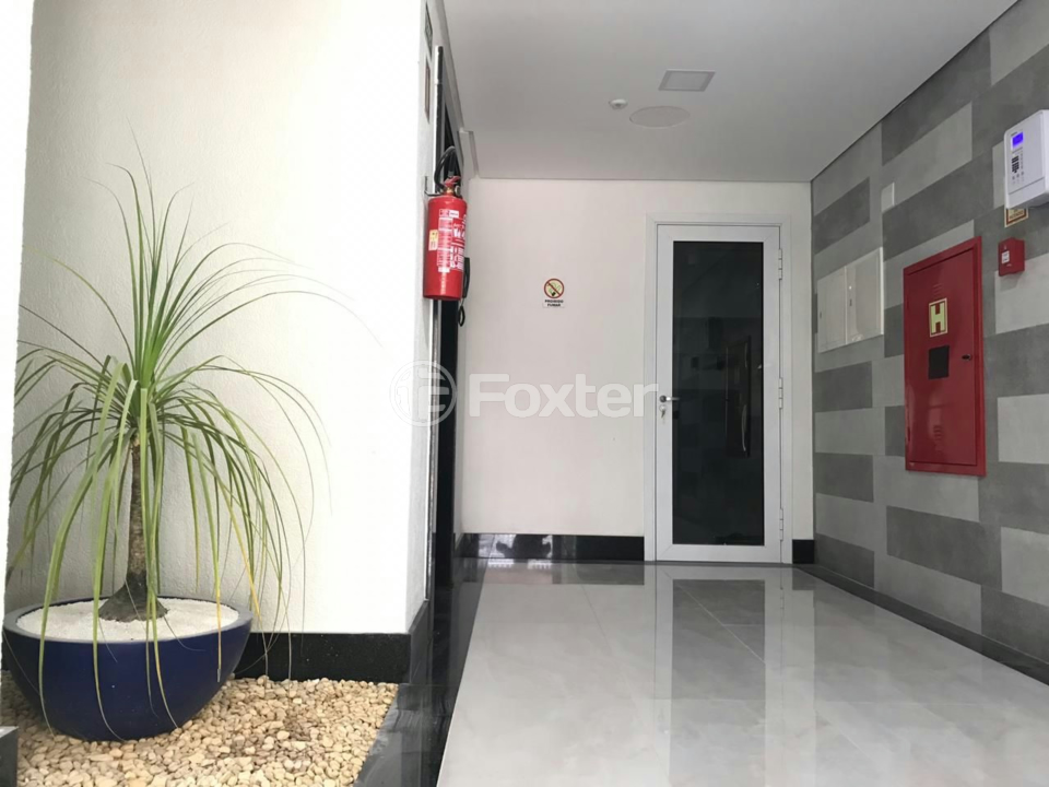 Apartamento à venda com 2 quartos, 75m² - Foto 19