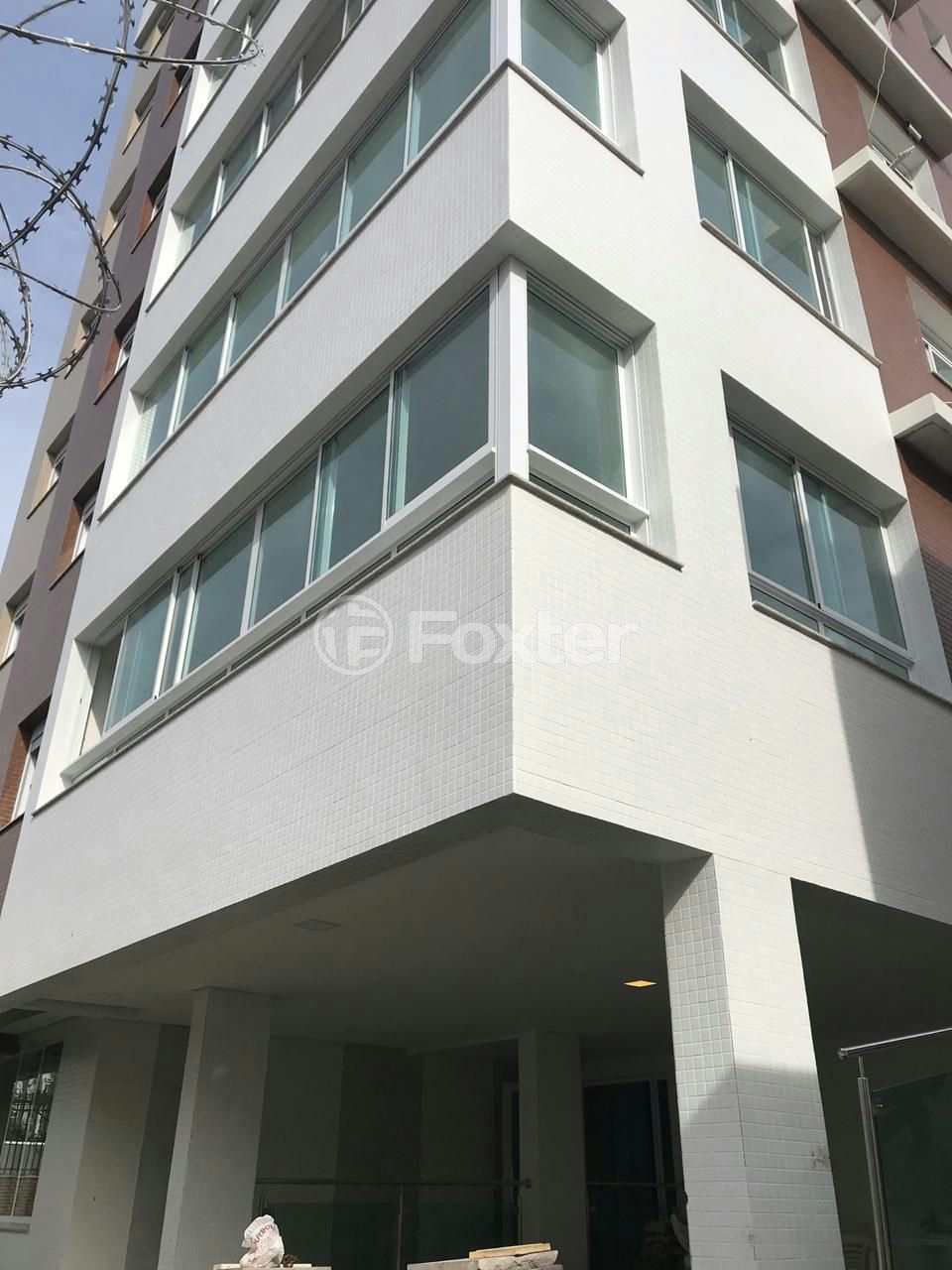 Apartamento à venda com 2 quartos, 75m² - Foto 25