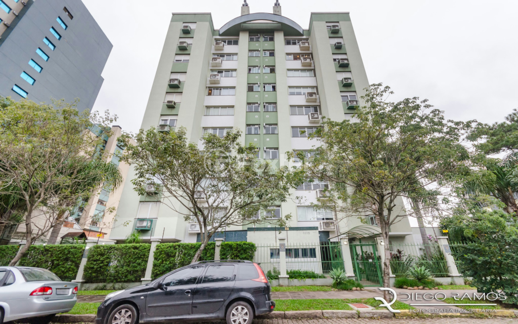 Apartamento à venda com 2 quartos, 79m² - Foto 4