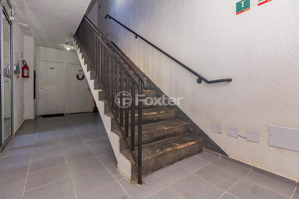 Apartamento à venda com 2 quartos, 40m² - Foto 16