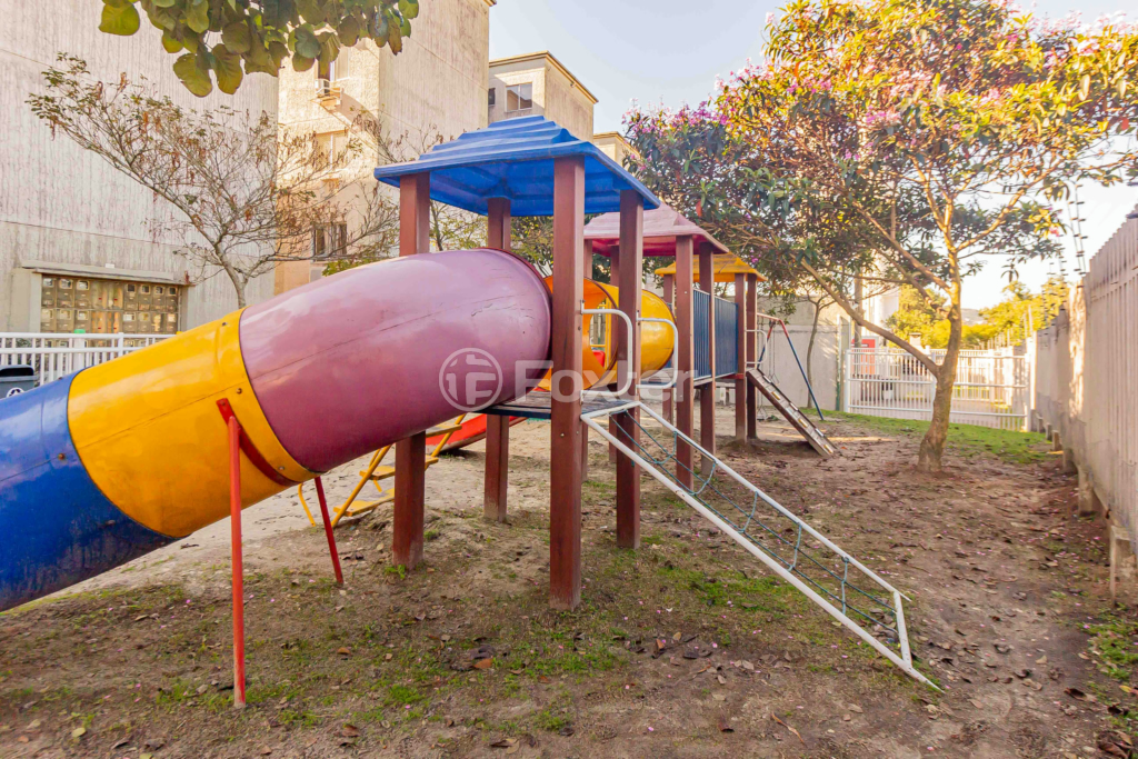 Apartamento à venda com 2 quartos, 40m² - Foto 25