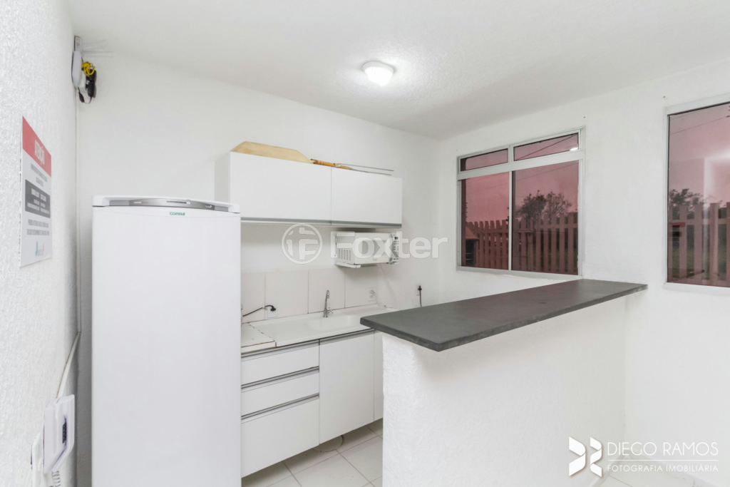 Apartamento à venda com 2 quartos, 45m² - Foto 32