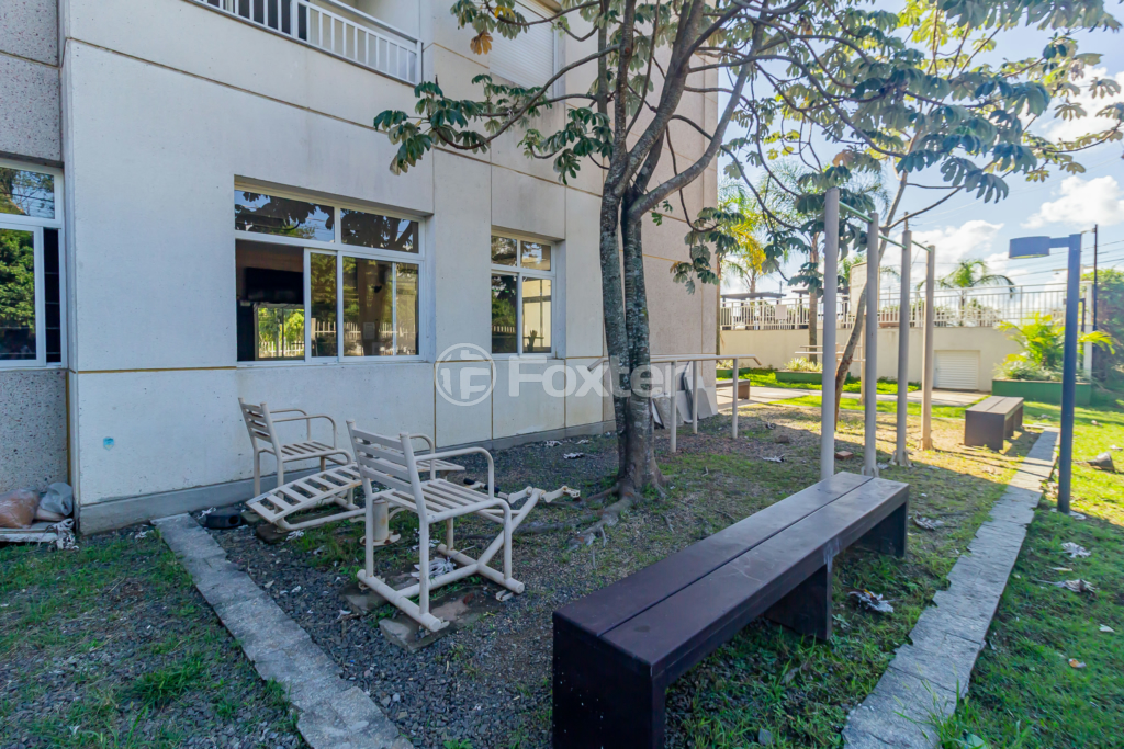 Apartamento à venda com 2 quartos, 50m² - Foto 74