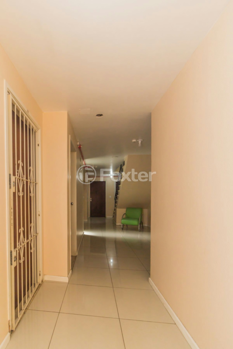 Apartamento à venda com 2 quartos, 69m² - Foto 31