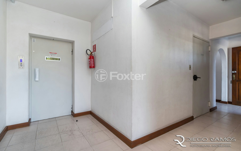 Apartamento à venda com 2 quartos, 76m² - Foto 22