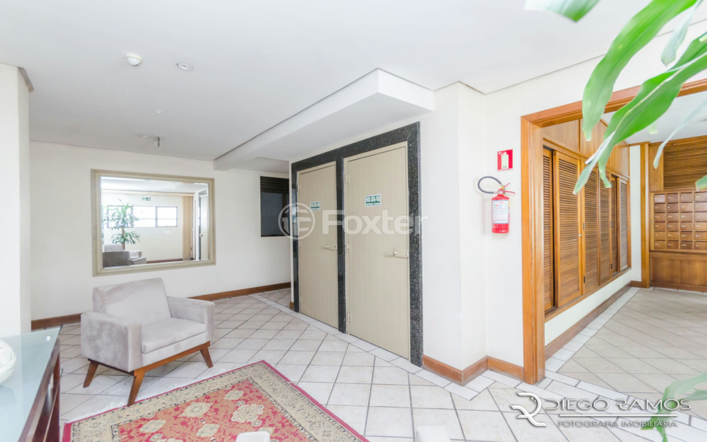 Apartamento à venda com 3 quartos, 159m² - Foto 23