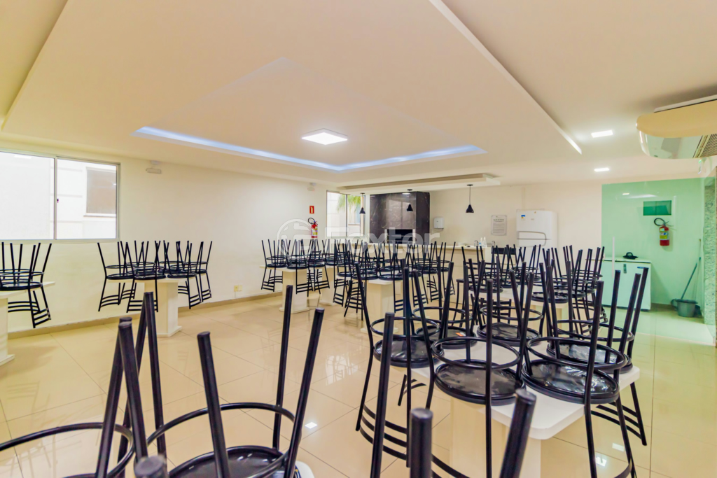 Apartamento à venda com 2 quartos, 43m² - Foto 20