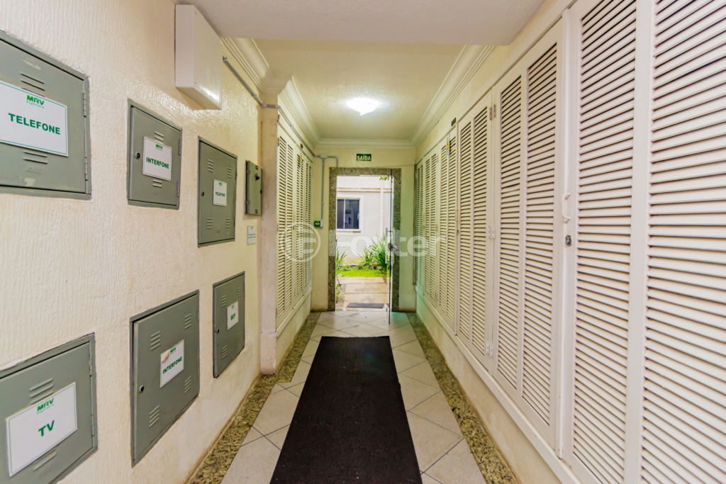 Apartamento à venda com 2 quartos, 43m² - Foto 31