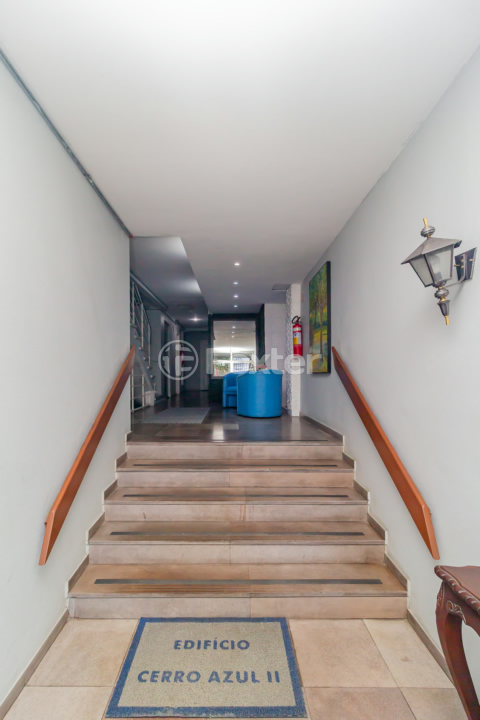 Apartamento à venda com 2 quartos, 77m² - Foto 3