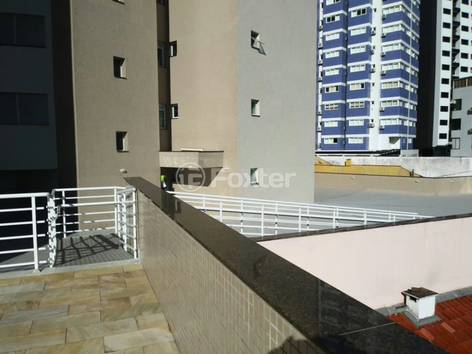 Apartamento à venda com 2 quartos, 89m² - Foto 23