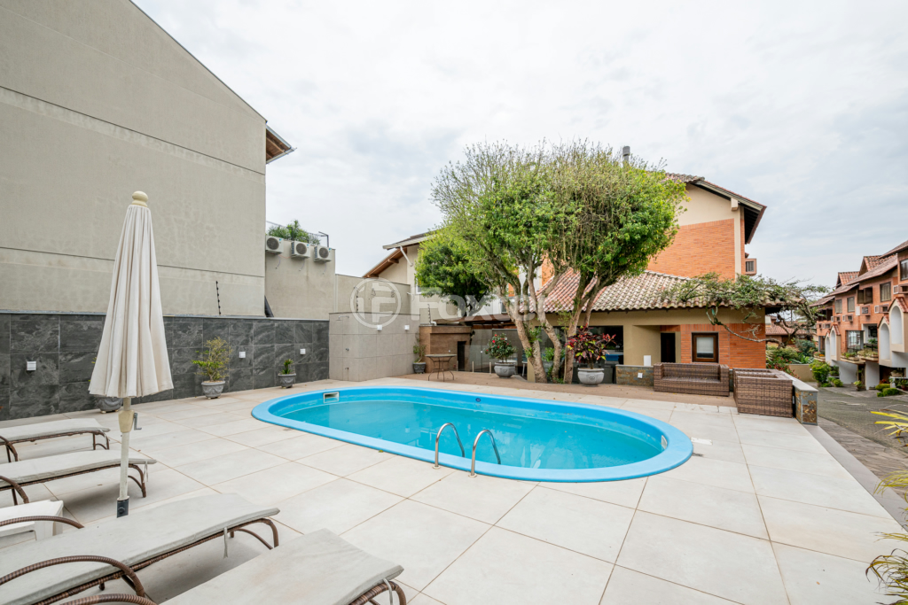 Casa de Condomínio à venda com 4 quartos, 204m² - Foto 56