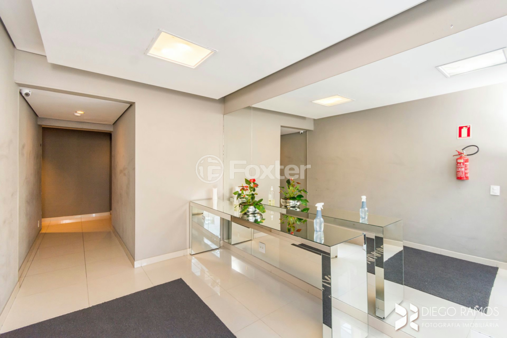 Apartamento à venda com 2 quartos, 59m² - Foto 32