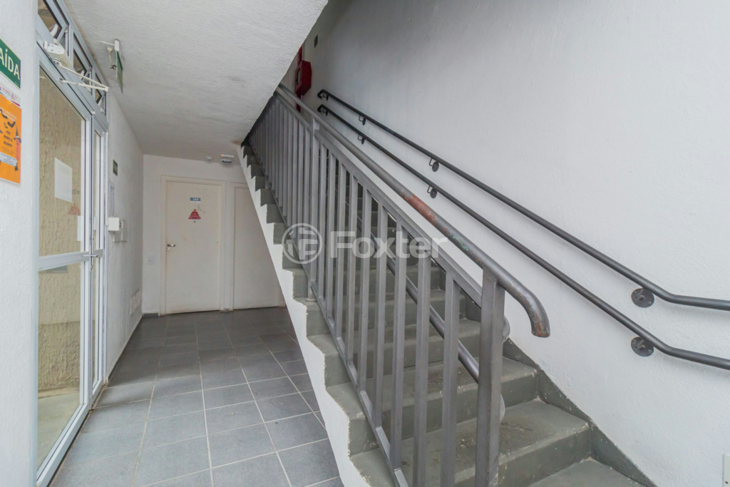 Apartamento à venda com 2 quartos, 41m² - Foto 27