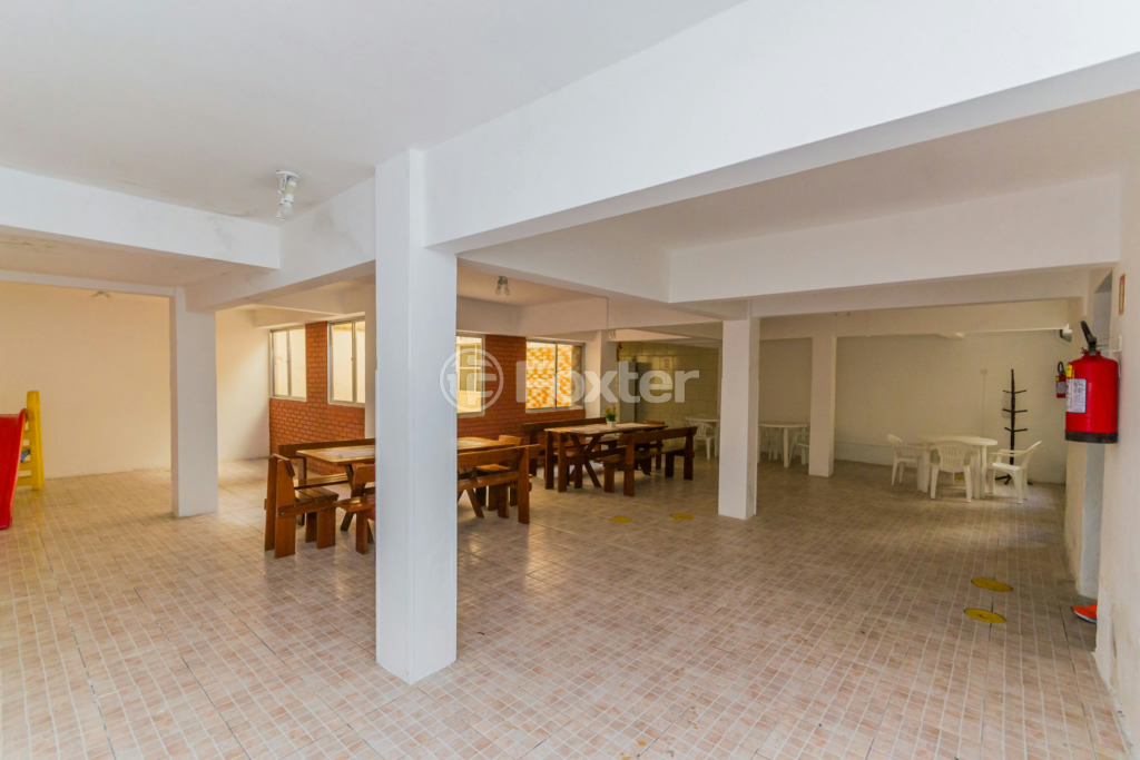 Apartamento à venda com 2 quartos, 58m² - Foto 33