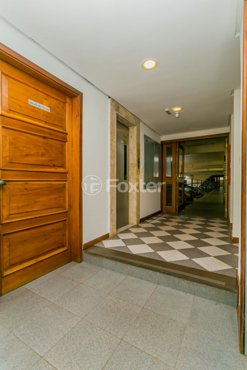 Apartamento à venda com 2 quartos, 77m² - Foto 45