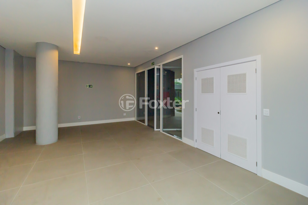Apartamento à venda com 2 quartos, 70m² - Foto 13